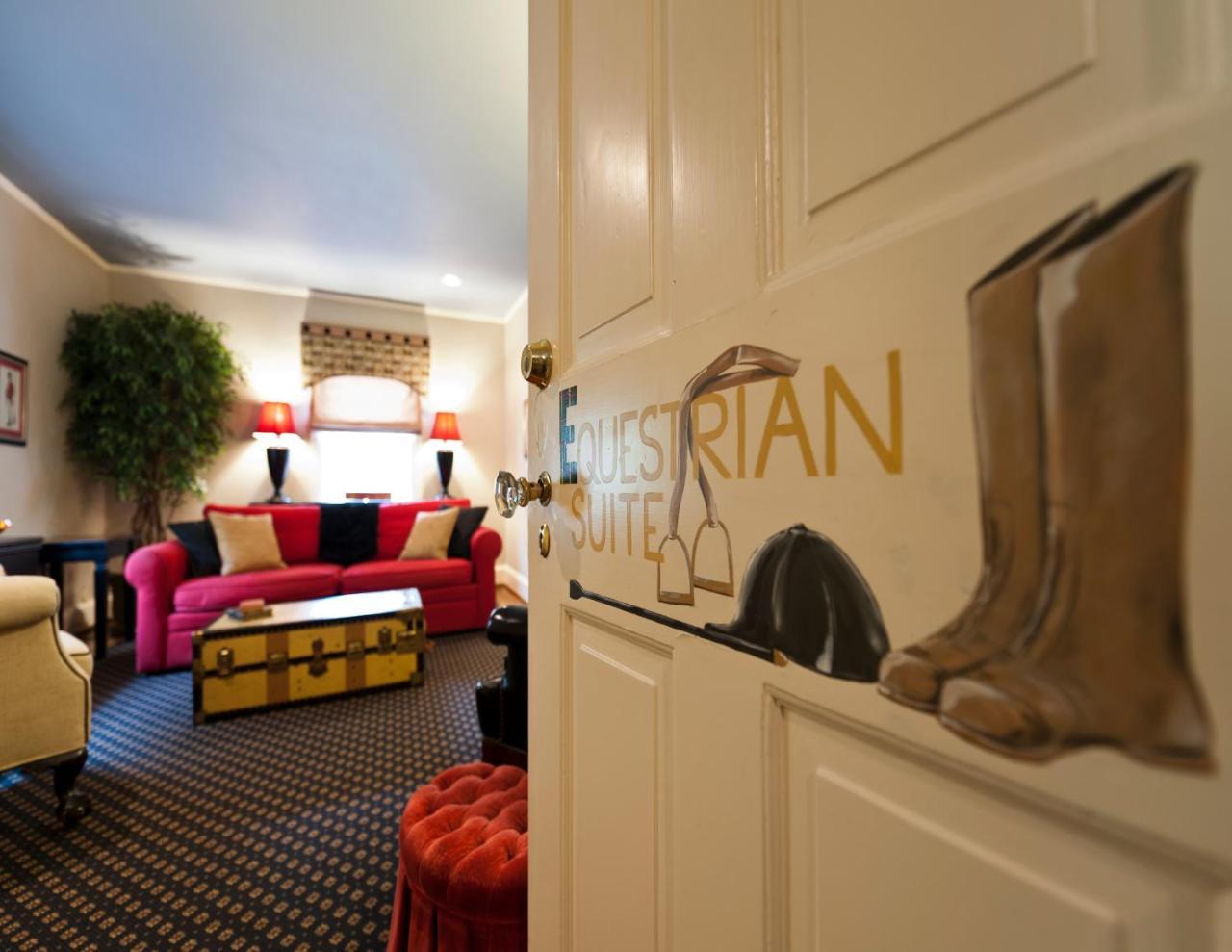 10 Fitch Luxurious Romantic Inn Auburn Exterior foto